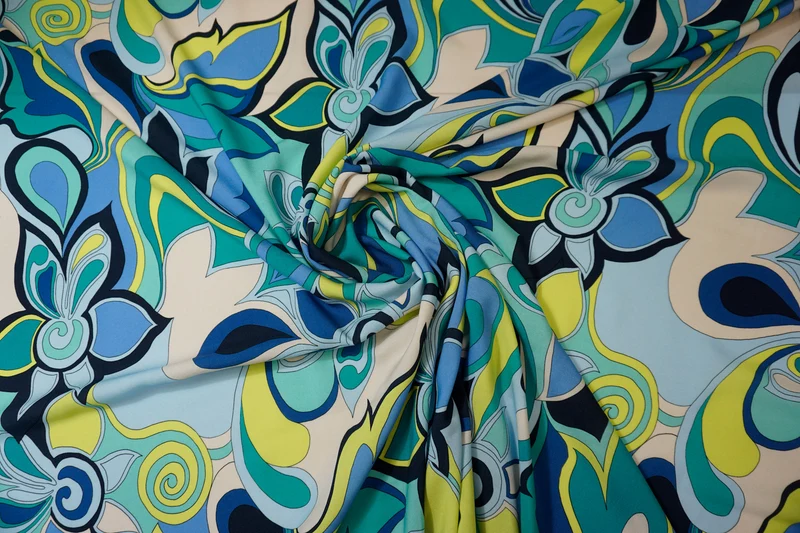 Viskose mit Statement-Print